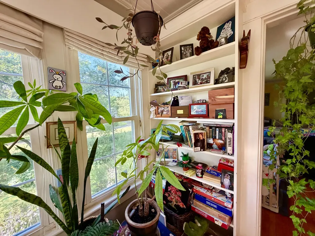 27 High Street Guilford ME 04443