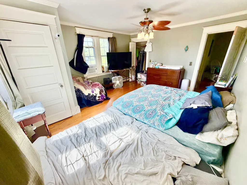 27 High Street Guilford ME 04443