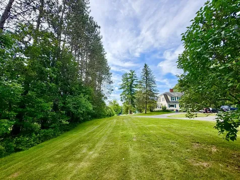 27 High Street Guilford ME 04443