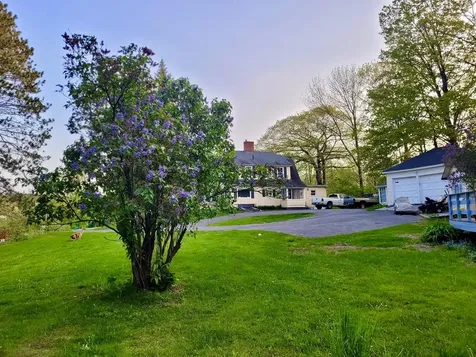27 High Street Guilford ME 04443