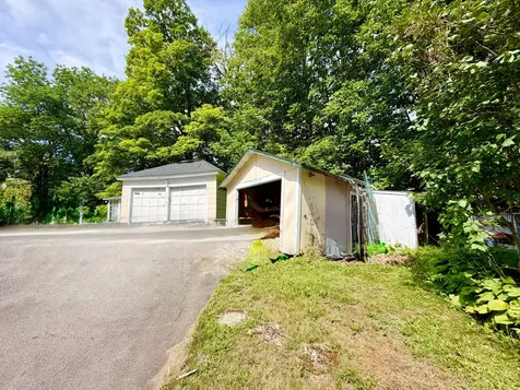 27 High Street Guilford ME 04443