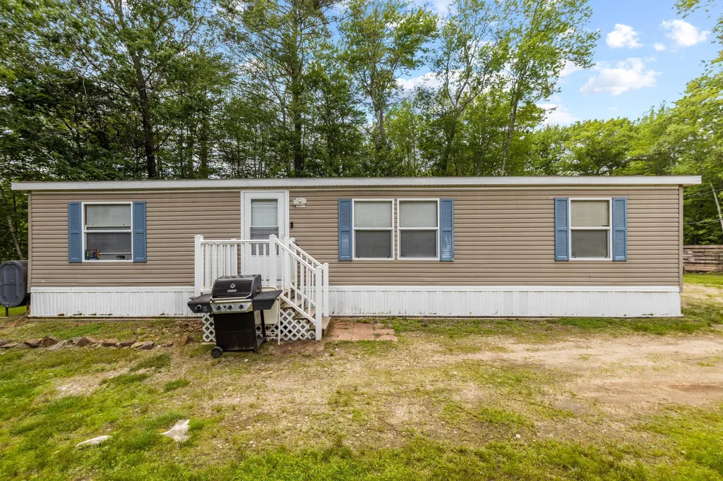 147 Mouse Lane Alfred ME 04002