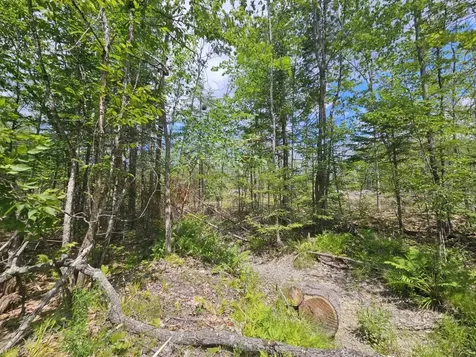 19A Quaker Ridge Road Leeds ME 04263