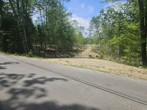 19A Quaker Ridge Road Leeds ME 04263