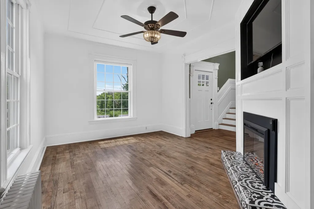 144 Main Street Hill Dexter ME 04930