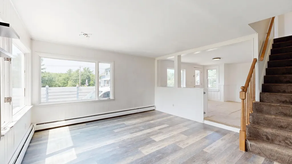 15 W Waterman Road Auburn ME 04210