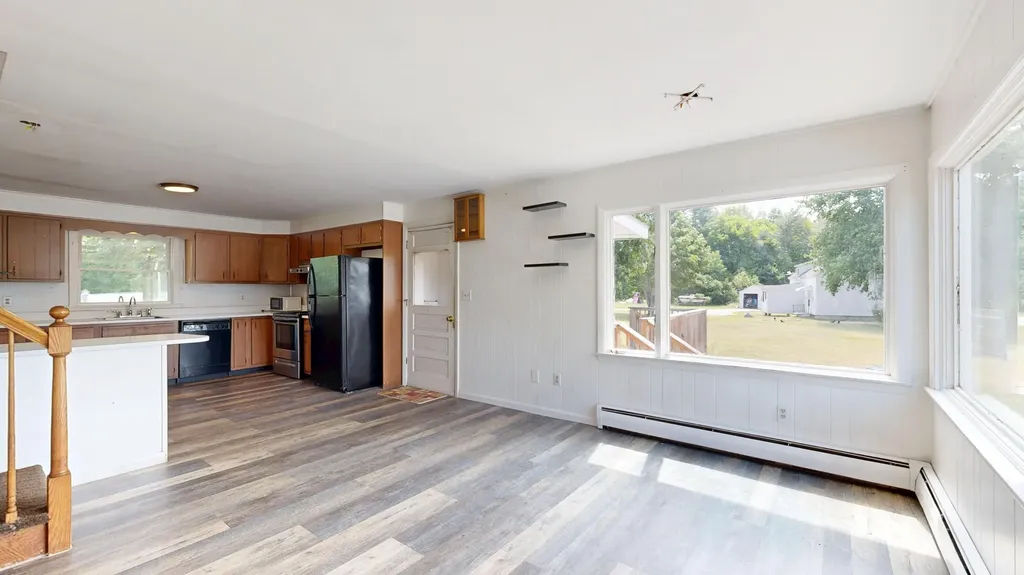 15 W Waterman Road Auburn ME 04210