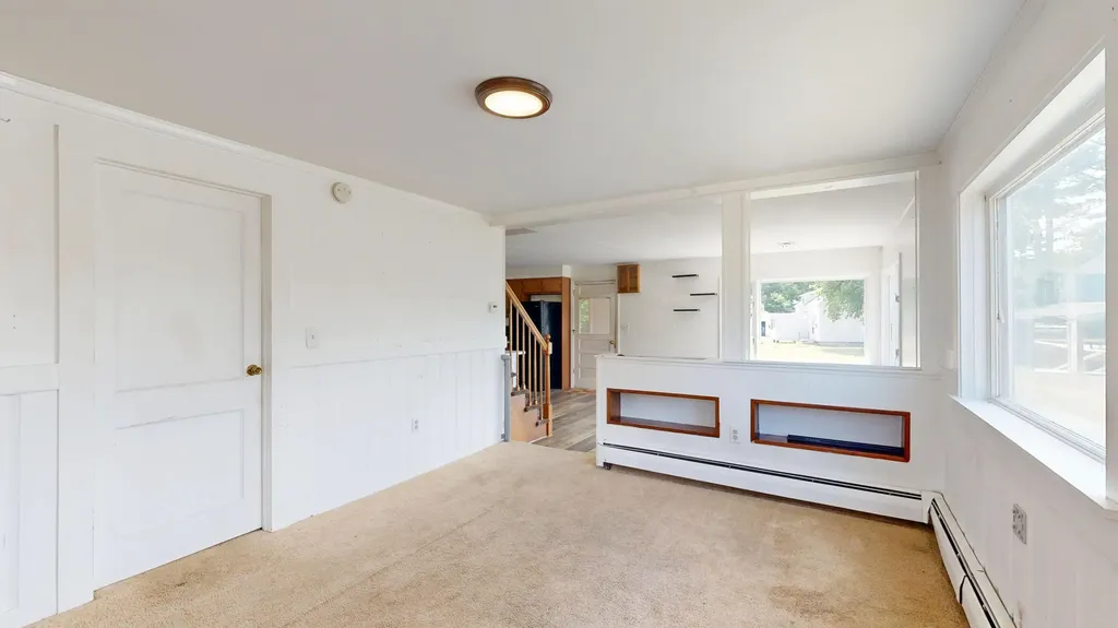 15 W Waterman Road Auburn ME 04210