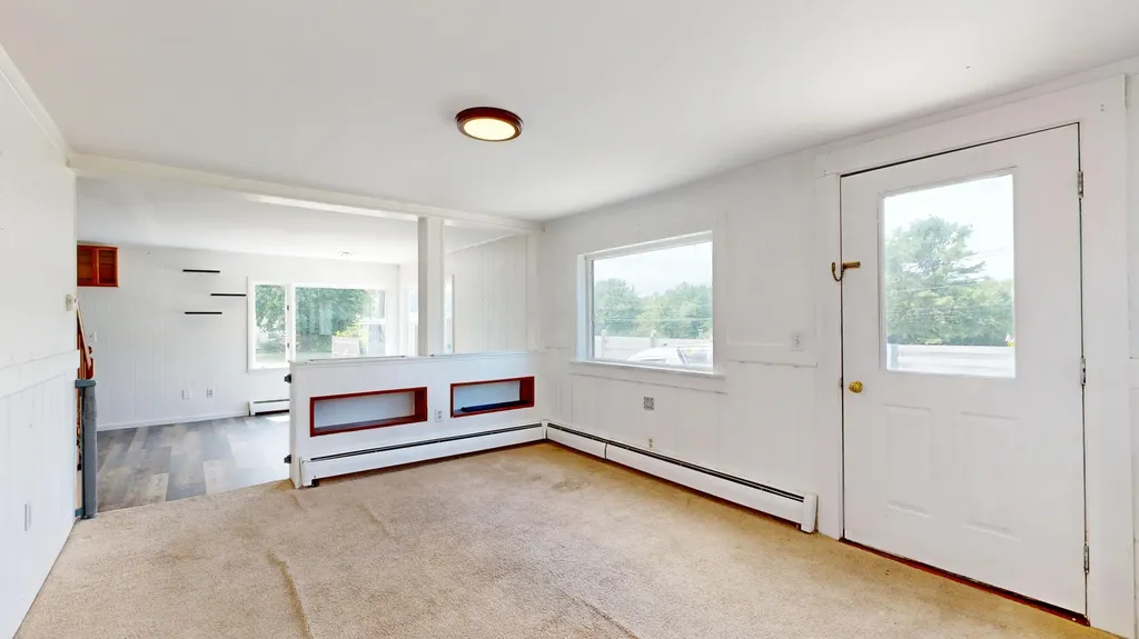 15 W Waterman Road Auburn ME 04210