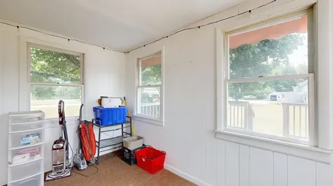 15 W Waterman Road Auburn ME 04210