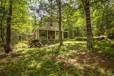 15 Little Road Bristol ME 04539