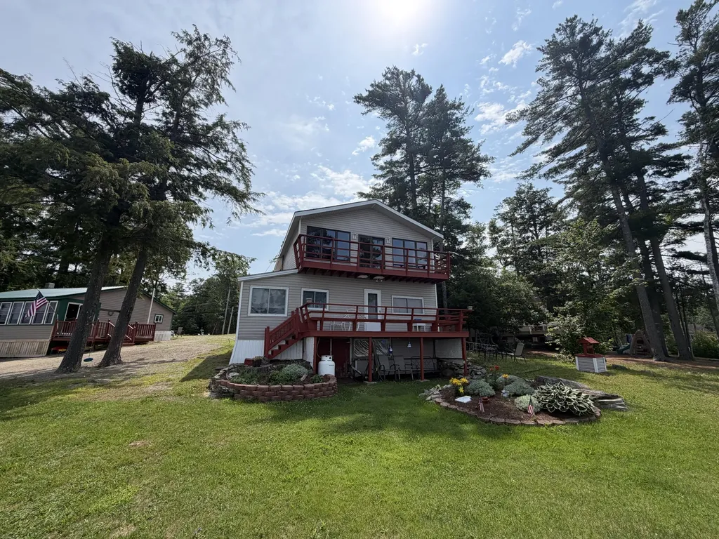 693 Woodland Avenue Old Town ME 04468