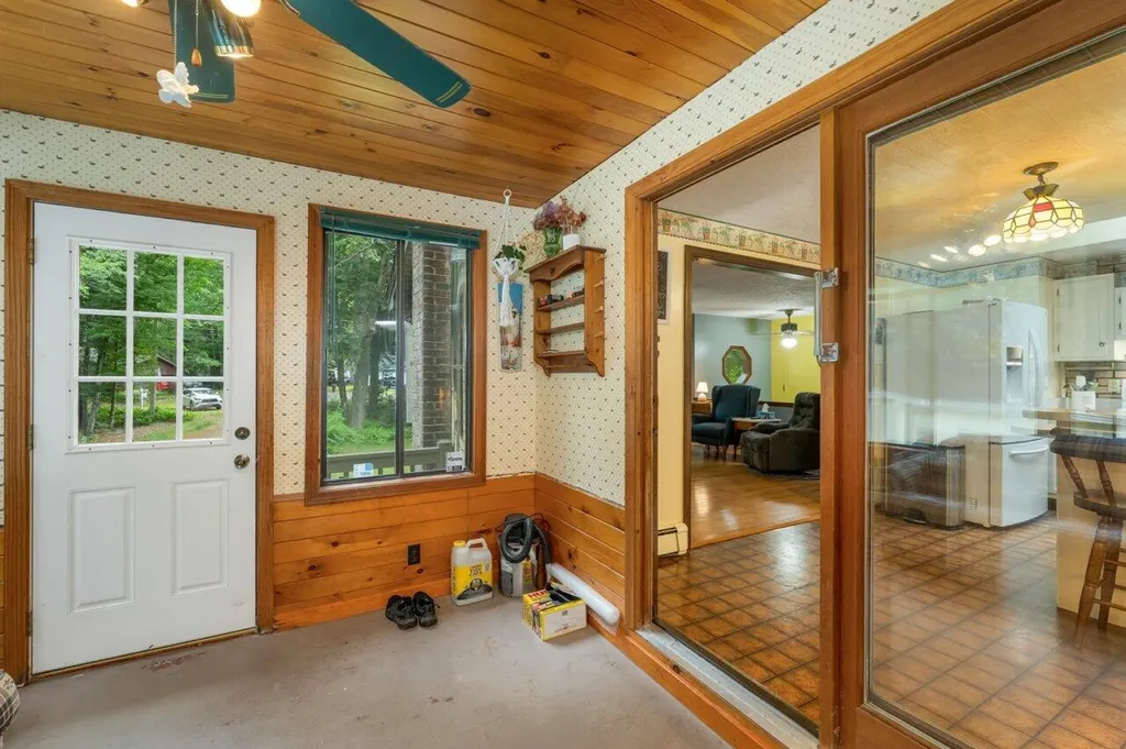 52 Pine Grove Lane Lebanon ME 04027