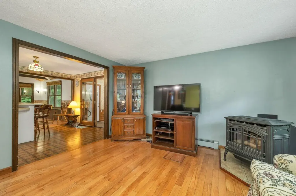 52 Pine Grove Lane Lebanon ME 04027