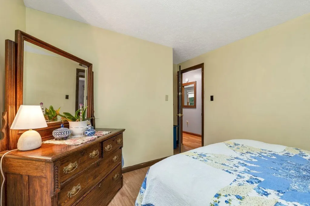 52 Pine Grove Lane Lebanon ME 04027