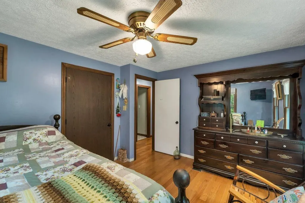 52 Pine Grove Lane Lebanon ME 04027