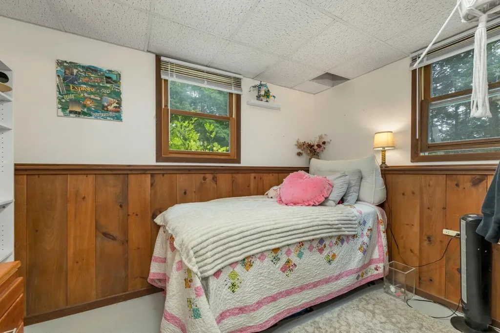 52 Pine Grove Lane Lebanon ME 04027