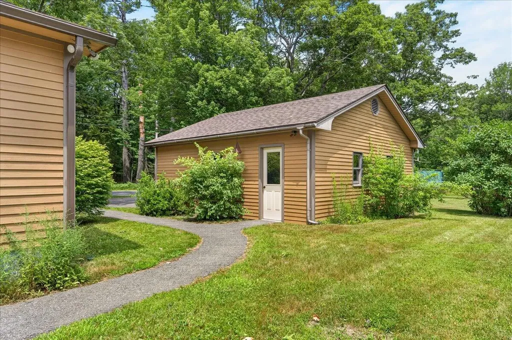 59 Union Street Ellsworth ME 04605