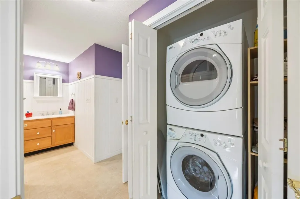 10 Shiretowne Common Drive Kennebunk ME 04043