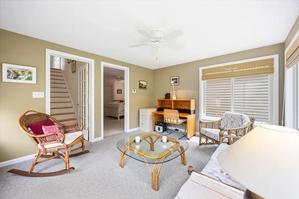 10 Shiretowne Common Drive Kennebunk ME 04043