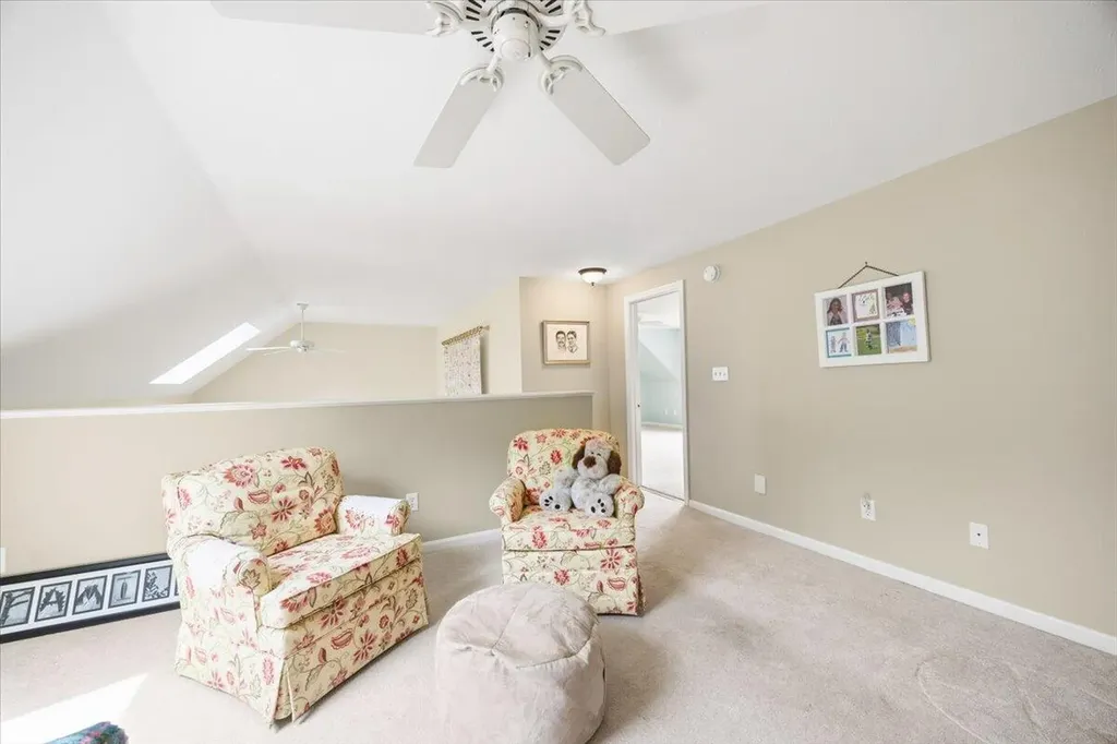 10 Shiretowne Common Drive Kennebunk ME 04043
