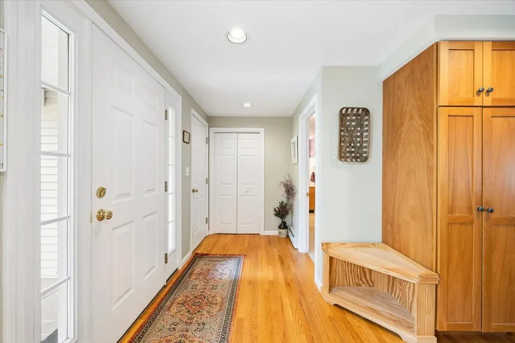 10 Shiretowne Common Drive Kennebunk ME 04043