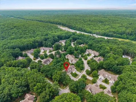 10 Shiretowne Common Drive Kennebunk ME 04043