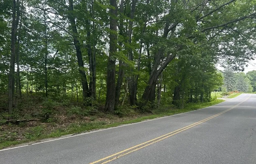 1 Meadowood Drive Hallowell ME 04347