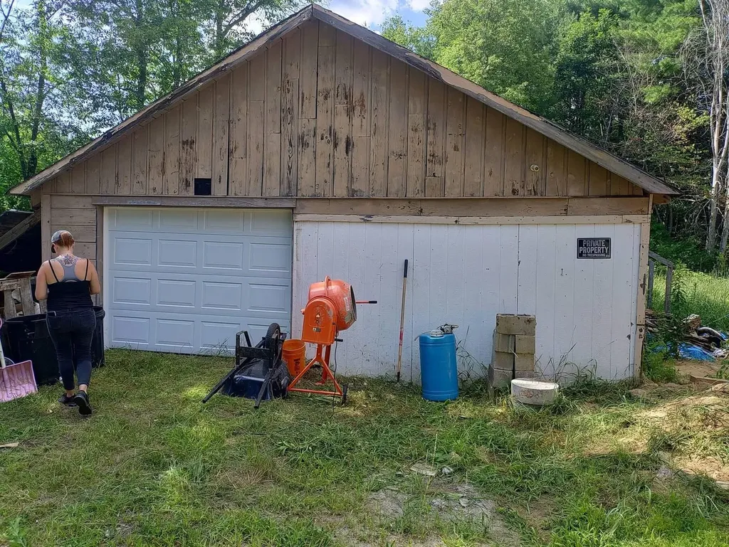 9 Dadmun Drive Casco ME 04015