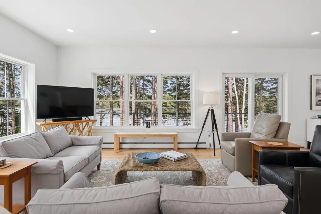 12 Parthas Court Harpswell ME 04079
