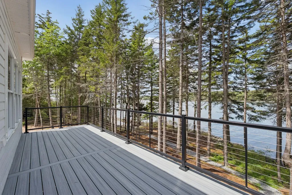 12 Parthas Court Harpswell ME 04079