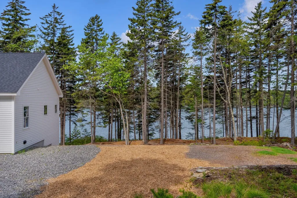 12 Parthas Court Harpswell ME 04079