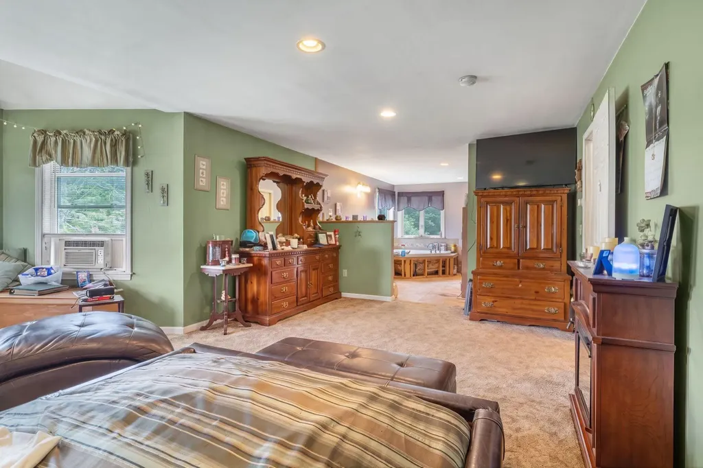 146 Anthoine Street South Portland ME 04106