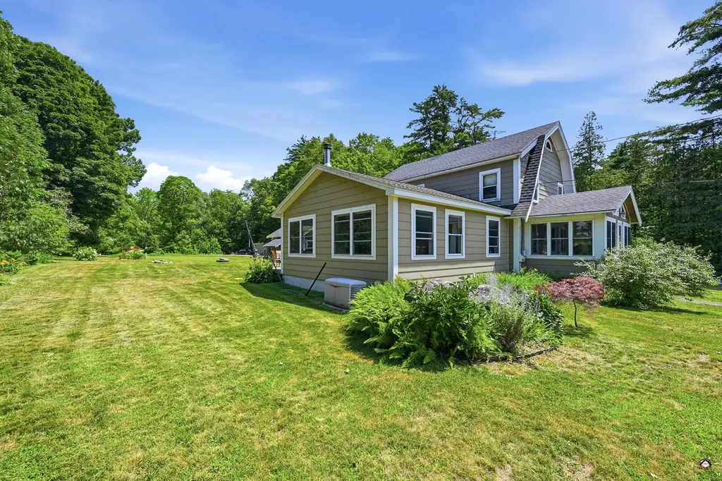 14 Dry Point Road Rome ME 04963