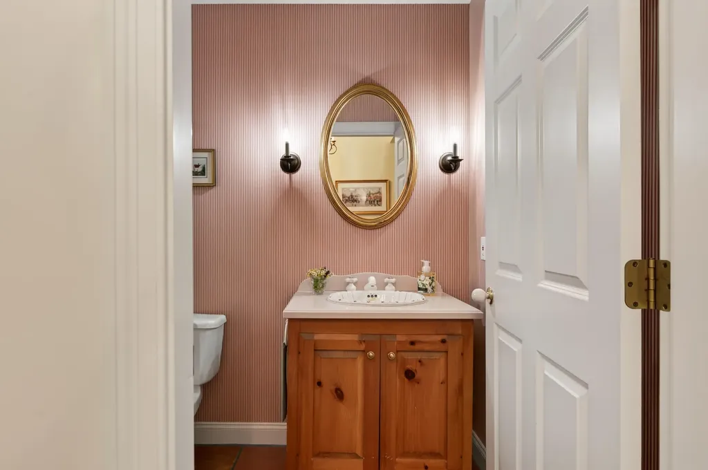 23 Admiral's Way Kennebunk ME 04043