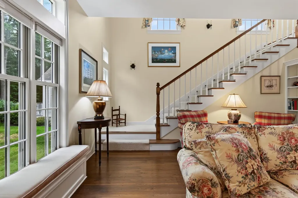 23 Admiral's Way Kennebunk ME 04043