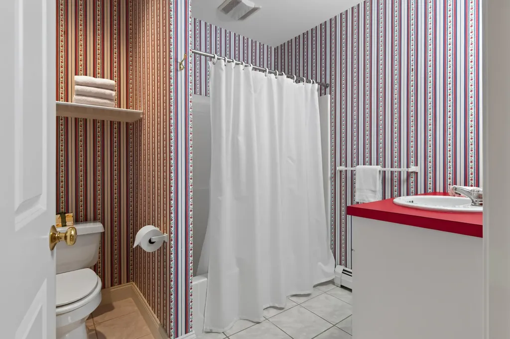 23 Admiral's Way Kennebunk ME 04043