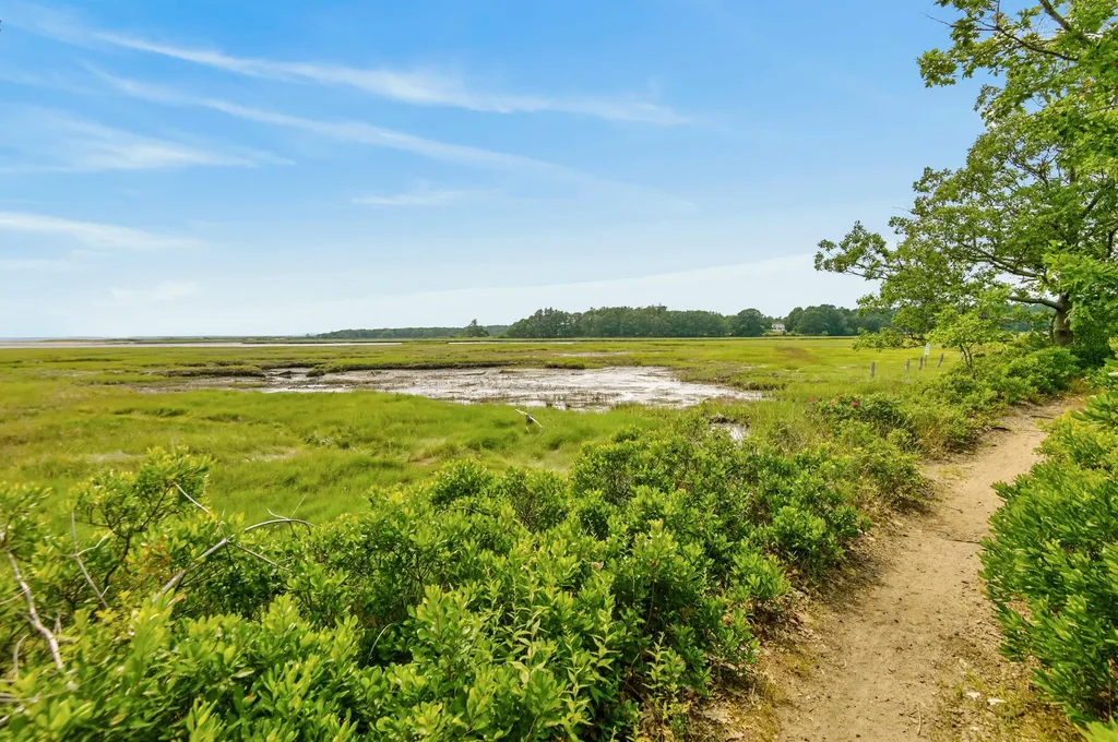 23 Admiral's Way Kennebunk ME 04043