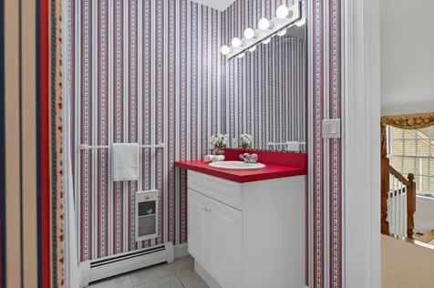23 Admiral's Way Kennebunk ME 04043