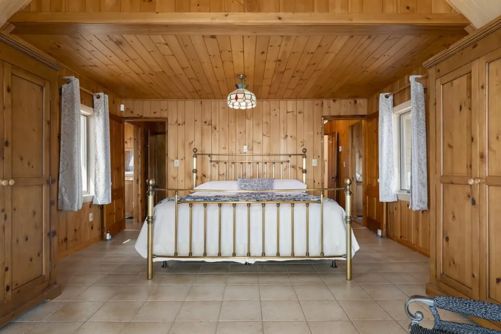 113 Shore Road Boothbay ME 04544