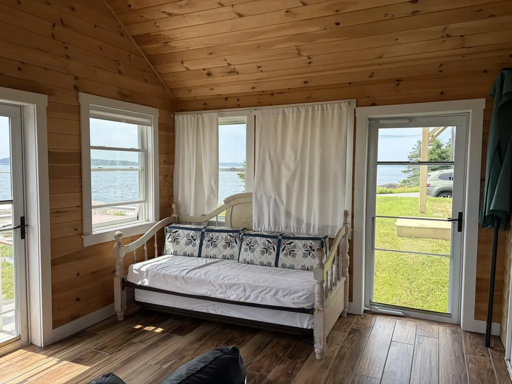 113 Shore Road Boothbay ME 04544