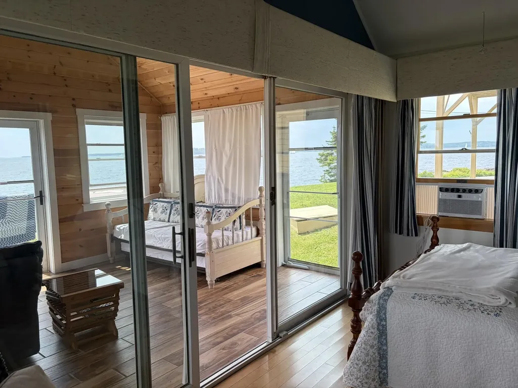 113 Shore Road Boothbay ME 04544