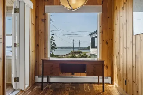 113 Shore Road Boothbay ME 04544