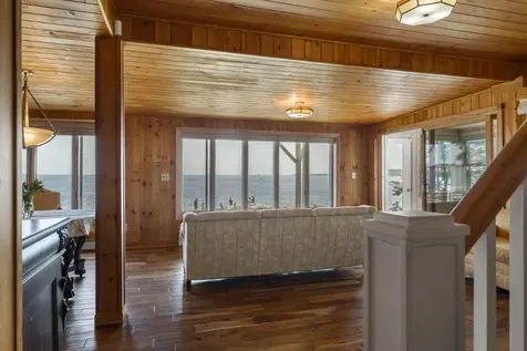 113 Shore Road Boothbay ME 04544