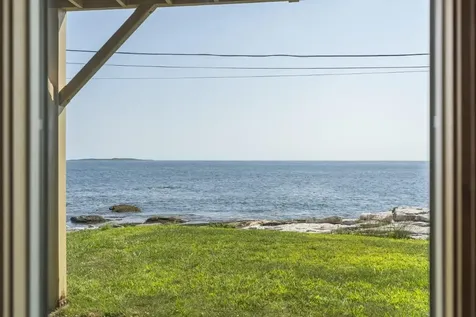 113 Shore Road Boothbay ME 04544