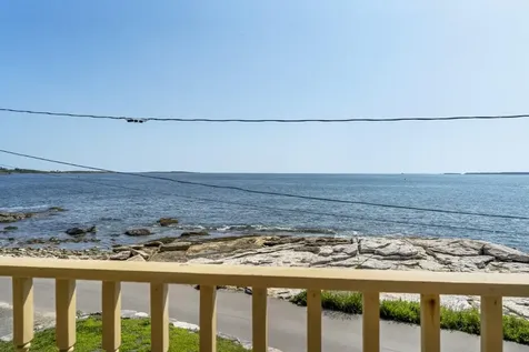 113 Shore Road Boothbay ME 04544