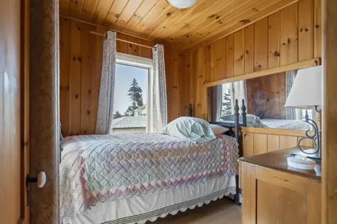 113 Shore Road Boothbay ME 04544