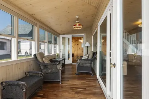 113 Shore Road Boothbay ME 04544