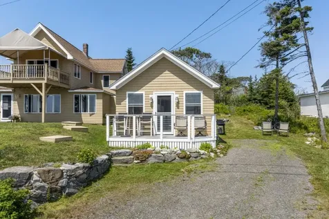 113 Shore Road Boothbay ME 04544
