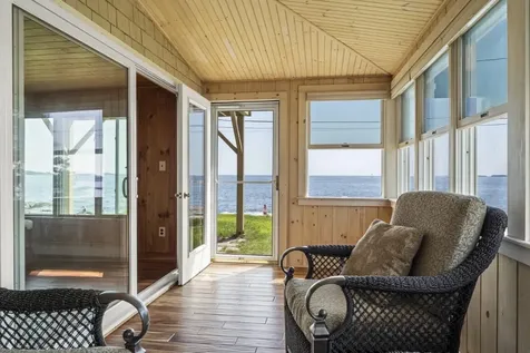 113 Shore Road Boothbay ME 04544